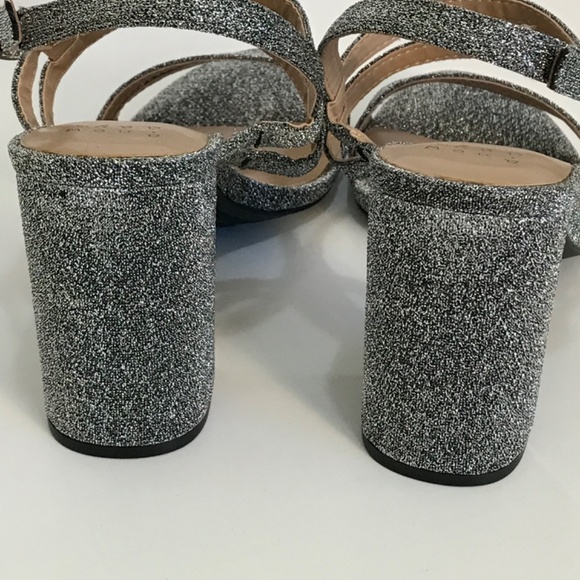 A NEW DAY Silver Heeled Sandals Estealla Chunky Block Heel New Women’s Size 9.5 - Picture 4 of 15